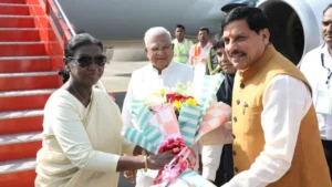President Draupadi Murmu MP Visit: राष्ट्रपति मुर्मू का मध्य प्रदेश दौरा; इंदौर पहुंचीं, जानें क्या है उनका 5 दिवसीय कार्यक्रम