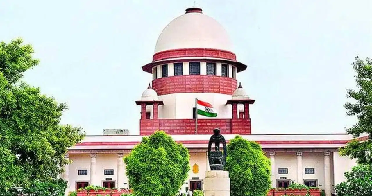 Supreme Court Verdict: विवाहित बेटियां भी अनुकंपा नियुक्ति की हकदार; सुप्रीम कोर्ट का बड़ा फैसला, पुरानी व्यवस्था को किया रद्द