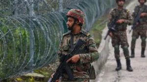 Pakistan Mobile Network in J&K: जम्मू-कश्मीर सीमा के अंदर आ रहे पाकिस्तानी मोबाइल सिग्नल; सुरक्षा एजेंसियों की बढ़ी चिंता