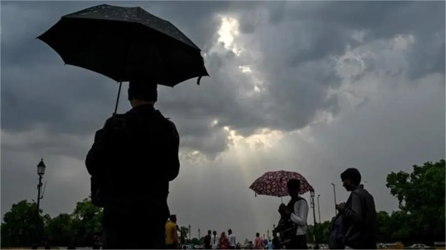 Chandigarh Weather: चंडीगढ़ में भीषण गर्मी से बड़ी राहत; 24 घंटे में तापमान में 8.5°C की भारी गिरावट