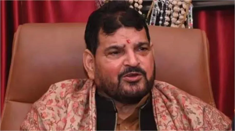 Brij Bhushan Sharan Singh: हनुमानगढ़ी में ‘नमाज’ वाले बयान पर बृजभूषण ने मांगी माफी, CM योगी के दावे को बताया सही