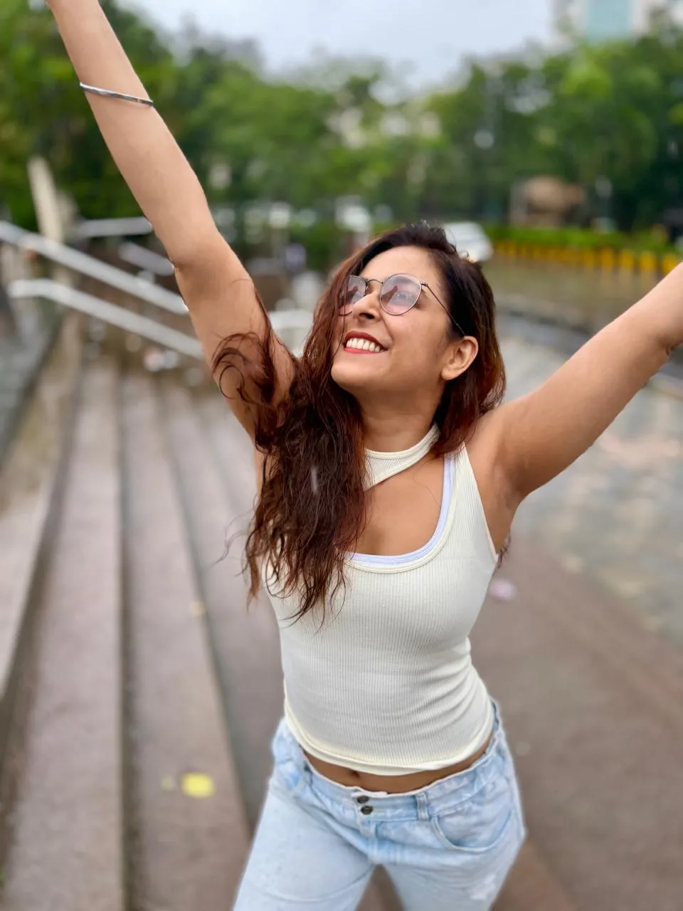 Madhurima Tuli Monsoon Look: मुंबई की बारिश में दिखा मधुरिमा तुली का स्टाइलिश अंदाज, फैंस का जीता दिल