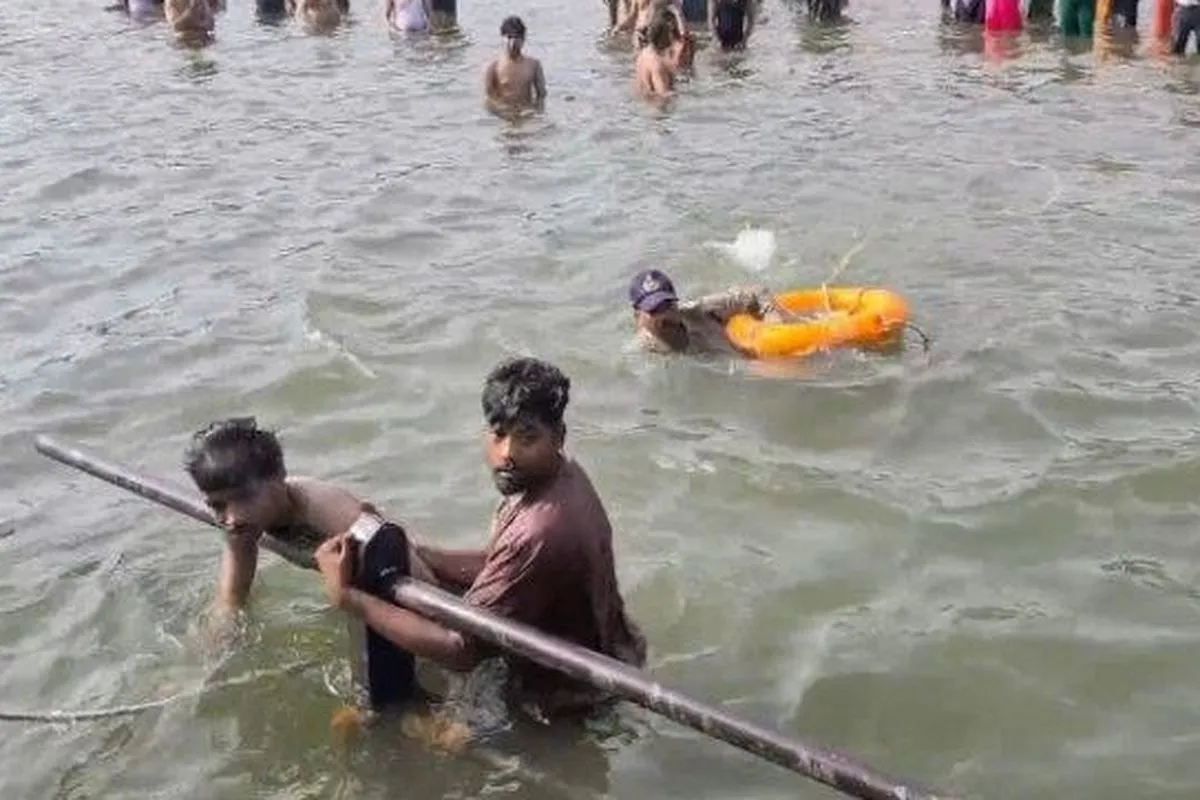 Omkareshwar Rescue: ‘वर्दी की परवाह किए बिना नदी में लगाई छलांग’, ओंकारेश्वर में देवदूत बने SDRF जवान और नाव चालक