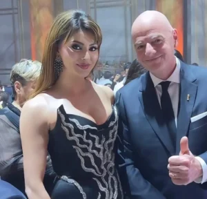 Urvashi Rautela FIFA: फीफा अध्यक्ष से मिलने वाली पहली भारतीय बनीं उर्वशी रौतेला, मिला ‘ग्लोबल आइकन’ का खिताब