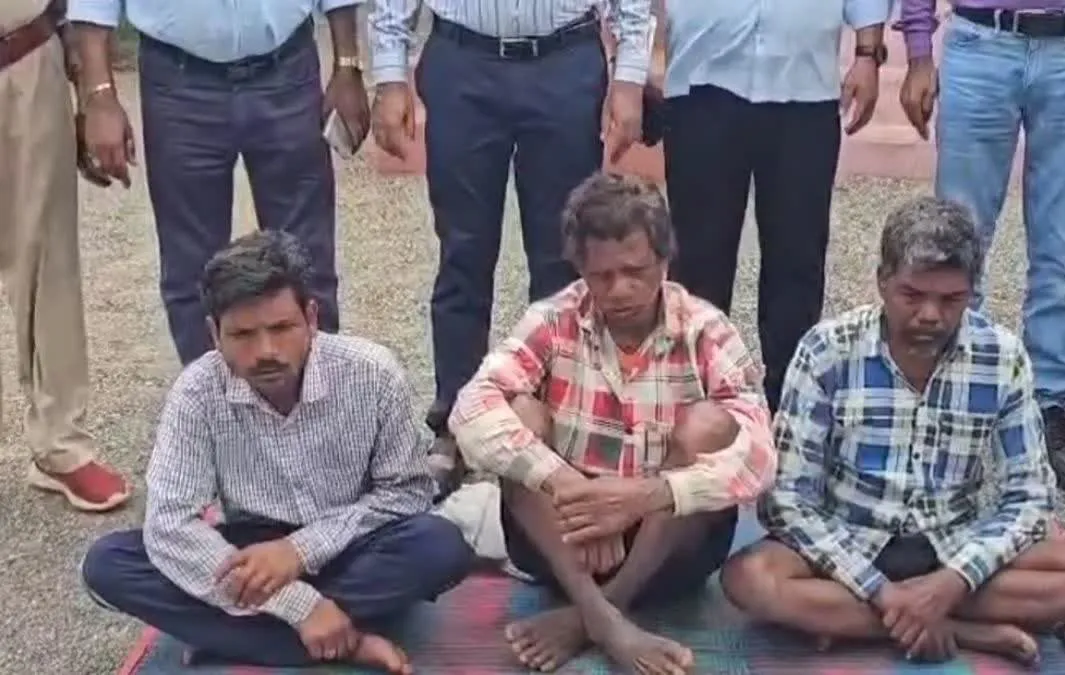 सूरजपुर में वन विभाग का बड़ा एक्शन! खरीदार बनकर पकड़े 3 तस्कर, बाघ की खाल और पैंगोलिन के शल्क जब्त