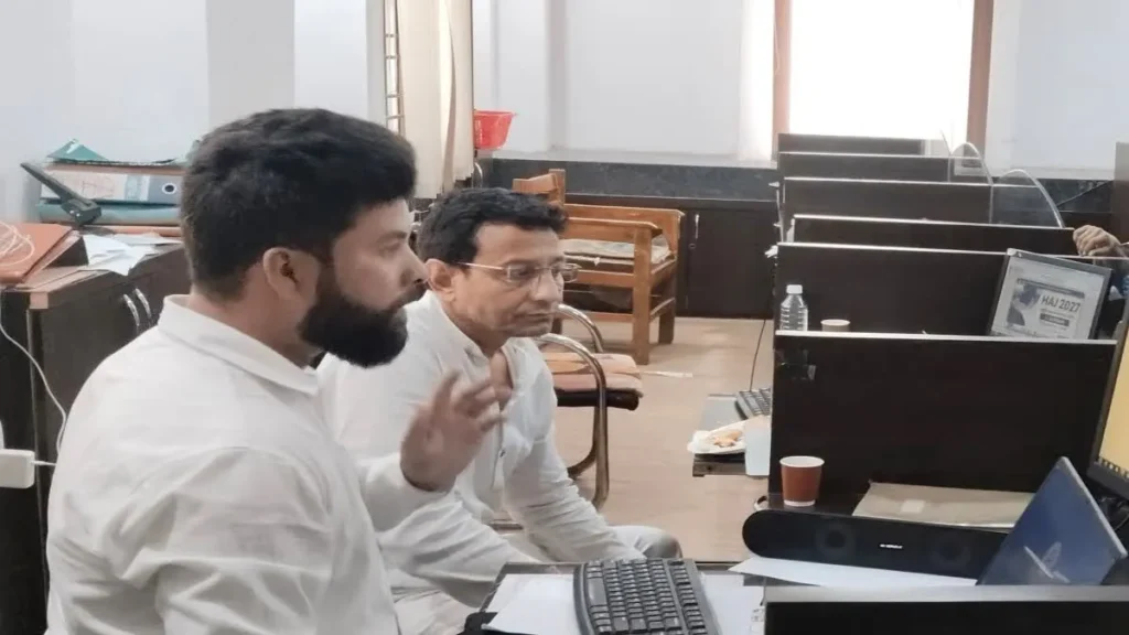 हज 2027: मध्य प्रदेश के 5998 आवेदकों का चयन, 4060 वेटिंग लिस्ट में; लॉटरी निकलते ही खिले हाजियों के चेहरे
