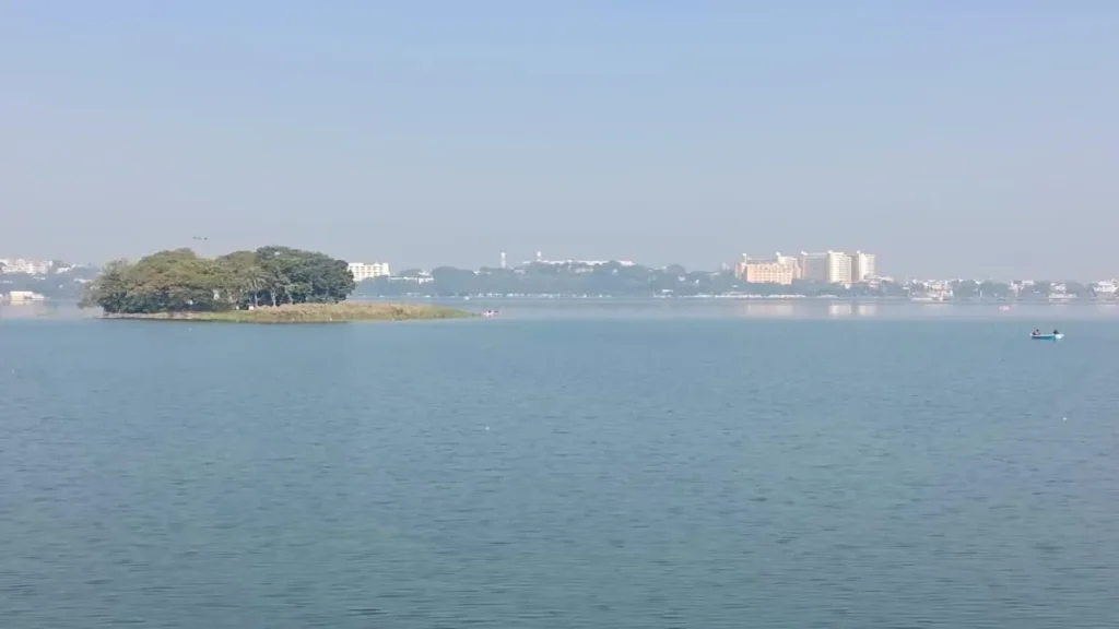 भोपाल बड़ा तालाब अतिक्रमण विवाद: 303 अवैध निर्माण चिह्नित, NGT ने बनाई 4 सदस्यीय जांच टीम; 28 सितंबर को सुनवाई