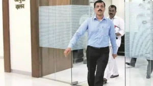 आईएएस तुकाराम मुंढे की कार्रवाई से होटल संचालकों में हड़कंप, 2 महीने में 1100 छापे और 50 से ज्यादा लाइसेंस रद्द