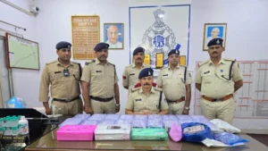 Itarsi GRP Action: इटारसी रेलवे स्टेशन पर बड़ी कार्रवाई, 44 लाख की चांदी के साथ दो संदिग्ध युवक गिरफ्तार