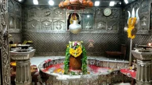 सावन मास को लेकर महाकाल मंदिर में भस्म आरती का समय बदला, रोजाना सुबह 3 बजे और सोमवार को 2:30 बजे खुलेंगे पट