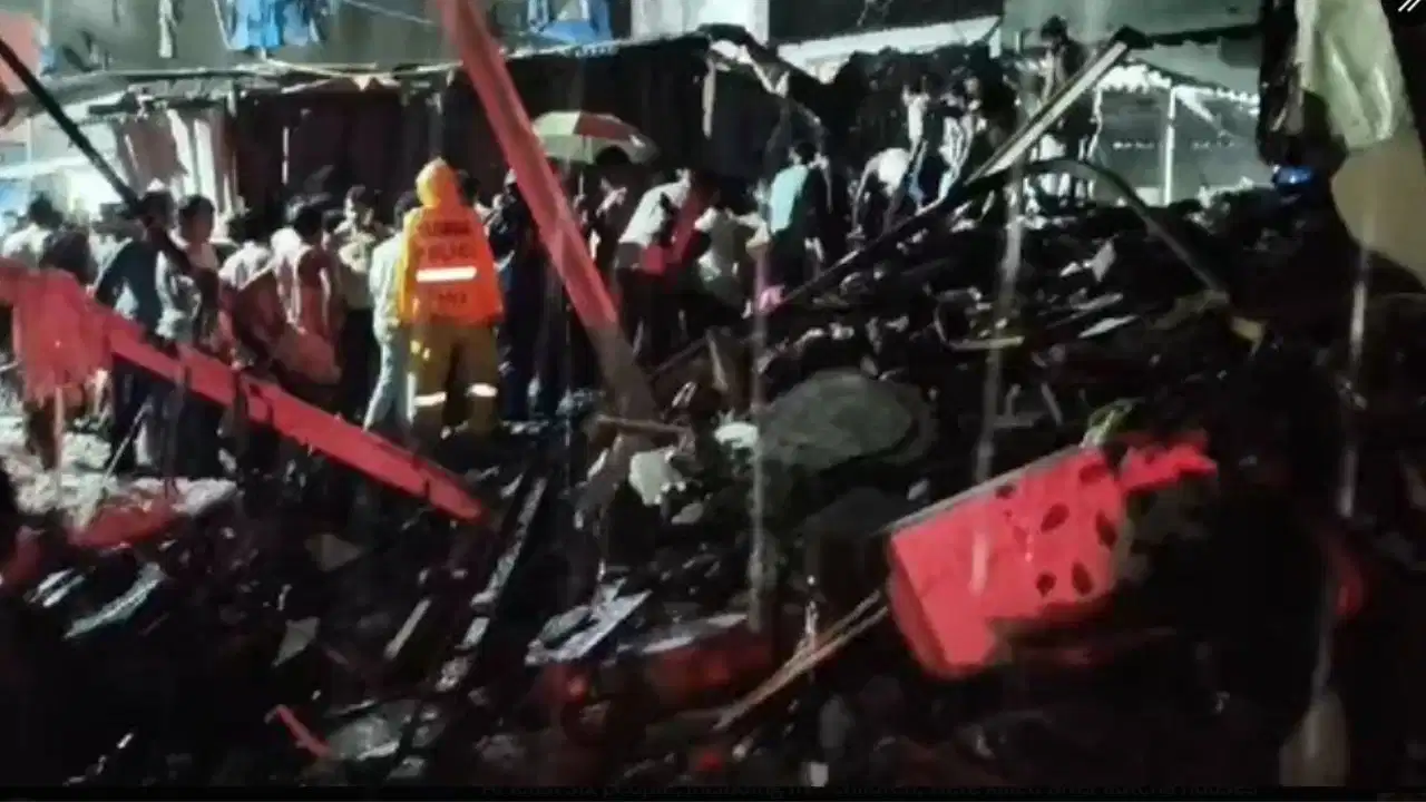 Mumbai Mankhurd Building Collapse: मानखुर्द में 3 मंजिला इमारत ढही, 5 बच्चों और महिला की मौत