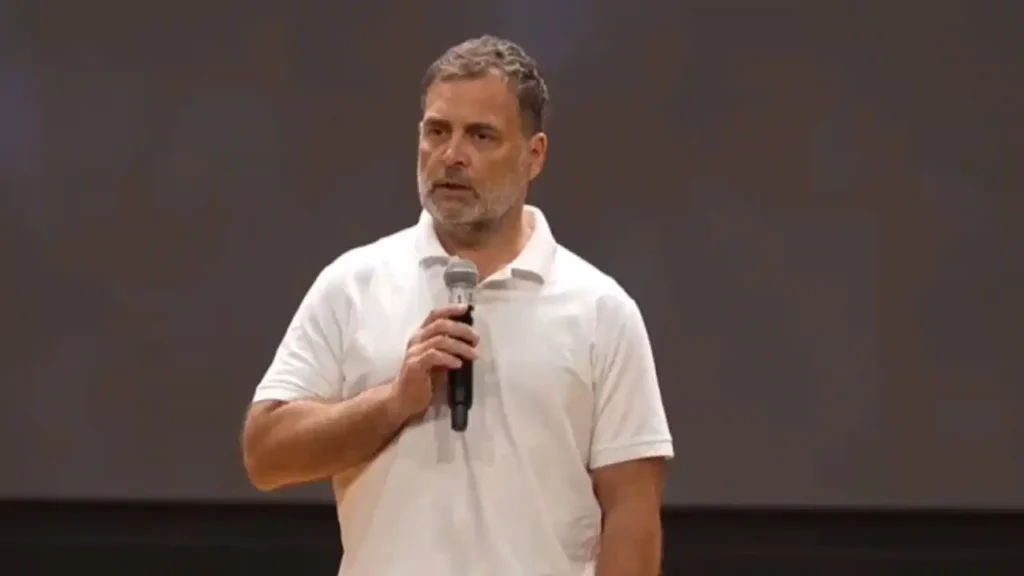 “माफी मांगने का दबाव था, लेकिन सच बोलने के लिए कभी माफी नहीं मांगूंगा”: संसद में रोके जाने पर राहुल गांधी का बड़ा हमला