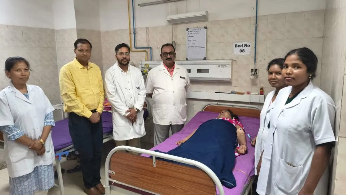 रांची सदर अस्पताल में चमत्कार! बिहार की महिला का सर्वाइकल स्पाइनल कॉर्ड ट्यूमर का सफल ऑपरेशन, मिली नई जिंदगी
