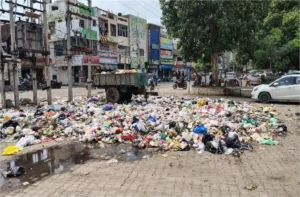 पंजाब में सफाई कर्मचारियों की हड़ताल से हाहाकार! बठिंडा समेत कई शहरों में कूड़े के ढेर, बीमारियों का खतरा बढ़ा