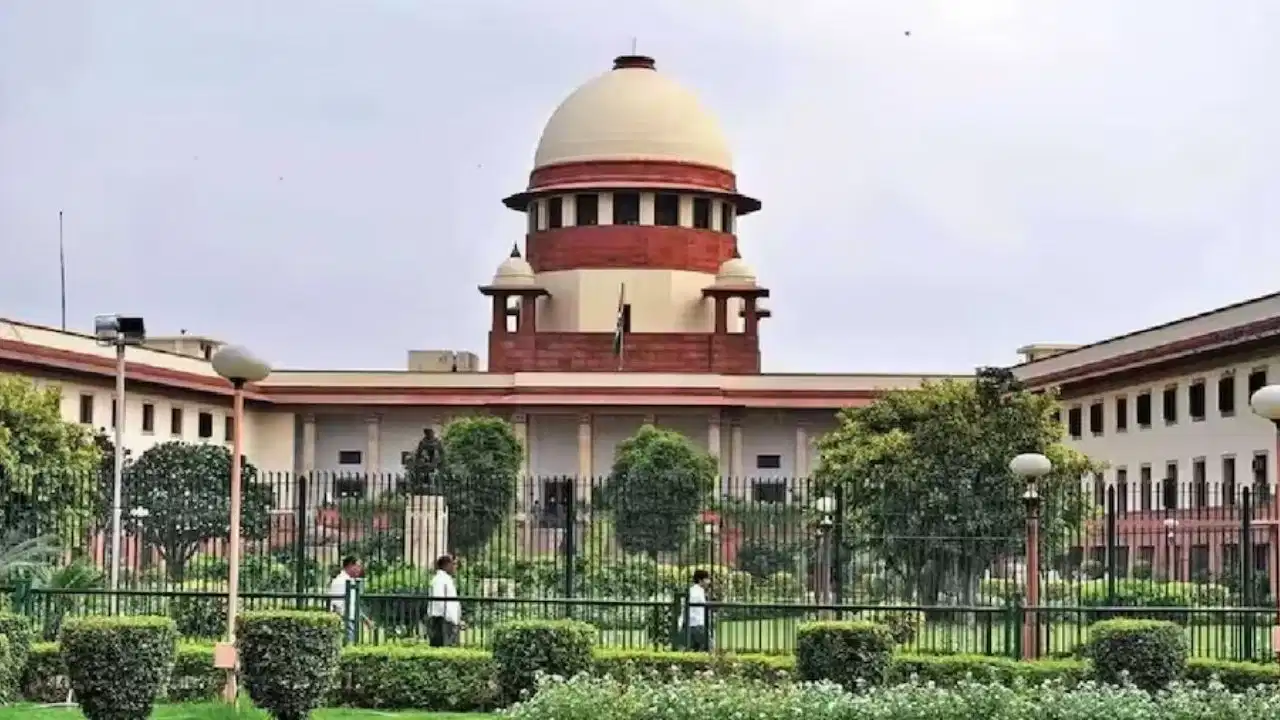 UAPA केस में सुप्रीम कोर्ट का बड़ा फैसला: 12 साल से बंद मोहम्मद साकिब और वकार अजहर को मिली जमानत