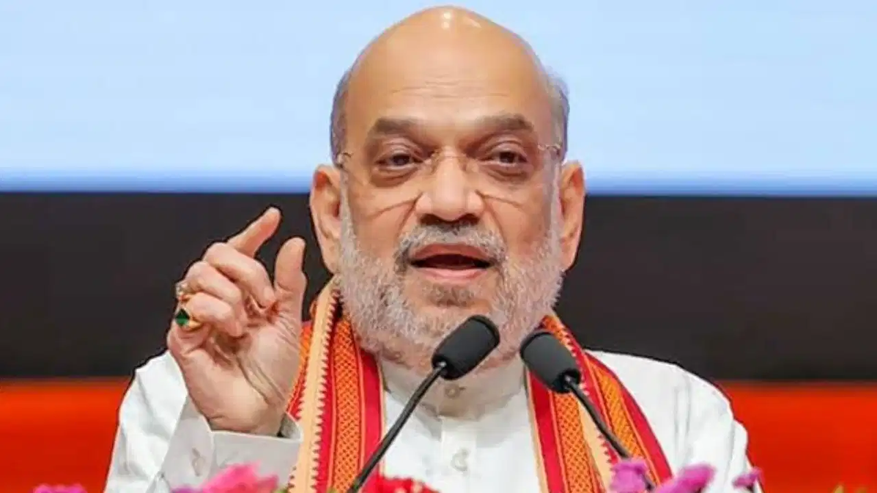 ‘वंदे मातरम्’ पर सियासी घमासान: अमित शाह बोले- 2 छंद गाने का कांग्रेस का फैसला देश विरोधी, वेणुगोपाल का पलटवार