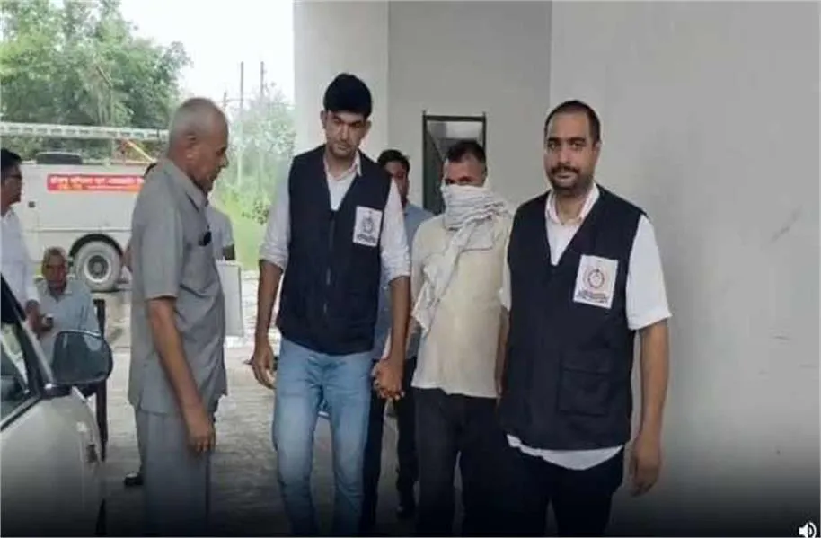 बहादुरगढ़ में विजिलेंस का बड़ा एक्शन: HSIIDC अग्निशमन केंद्र का HKRN कर्मी 3 हजार रुपये रिश्वत लेते रंगे हाथ गिरफ्तार