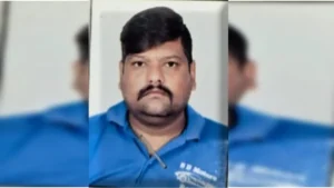 बोकारो के लॉज में पुलिस वर्दी में मिला सड़ा-गला शव: महाराष्ट्र निवासी सुभाष धूमल के रूप में पहचान, मची सनसनी