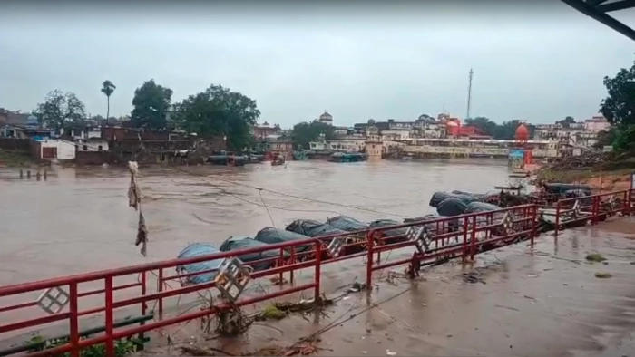 चित्रकूट में फिर मंडराया बाढ़ का खतरा: मंदाकिनी नदी का जलस्तर 137 मीटर पार, सतना में 1043 मिमी बारिश दर्ज
