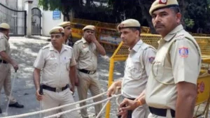 दिल्ली में कलयुगी पिता ने की मानसिक रूप से बीमार बेटे की हत्या: 200 CCTV फुटेज खंगालने के बाद पिता और साथी गिरफ्तार