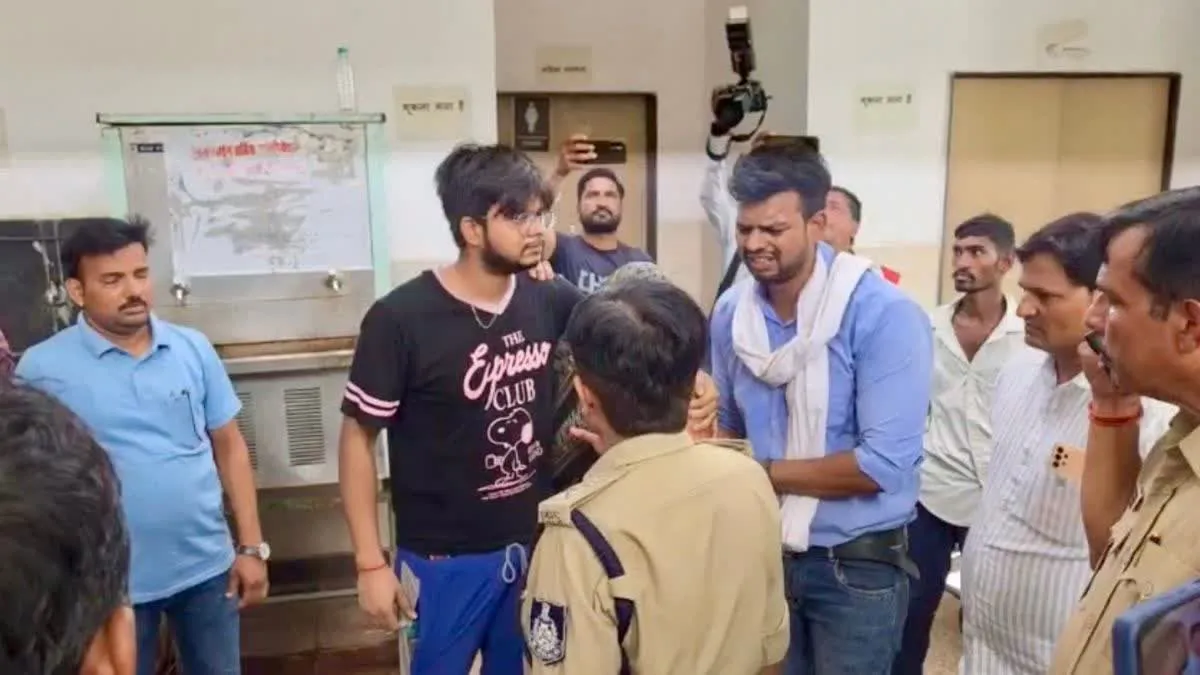ग्वालियर SP ऑफिस में कांग्रेस जिला महामंत्री राजेश किरार ने खाया जहर, अस्पताल में मौत; सुसाइड नोट में प्रताड़ना का आरोप