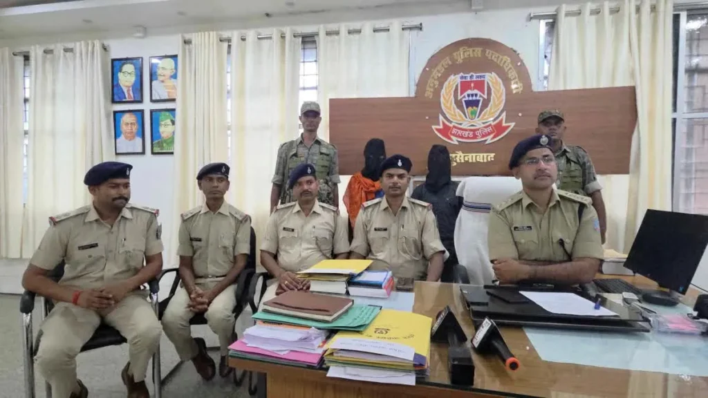 पलामू में अवैध संबंध में खौफनाक डबल मर्डर: पहले प्रेमी की हत्या, फिर बदले में चाचा को उतारा मौत के घाट; बिहार से नरकंकाल बरामद