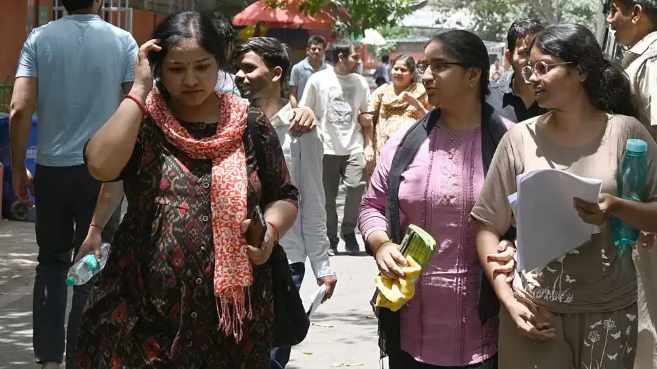 NEET-PG 2026: जयपुर के सीतापुरा iDZ सेंटर पर परीक्षा के बीच बिजली गुल, भारी हंगामा; 5 सितंबर को दोबारा होगी परीक्षा