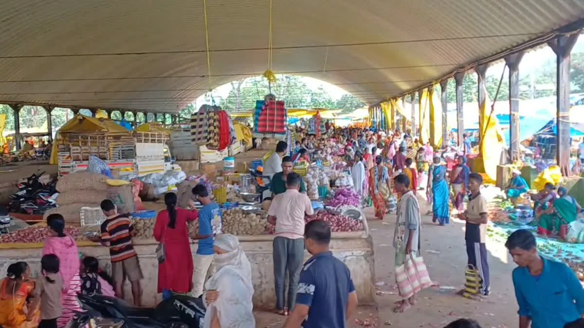 रक्षाबंधन पर महंगाई की दोहरी मार: दंतेवाड़ा में प्याज ₹60 और चीनी ₹80 प्रति किलो, त्योहार से पहले बिगड़ा रसोई का बजट