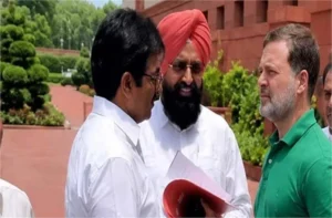 पंजाब कांग्रेस में घमासान: राहुल गांधी से मिले प्रताप सिंह बाजवा, चन्नी गुट की लामबंदी और राजा वड़िंग पर 25 अगस्त को फैसला!