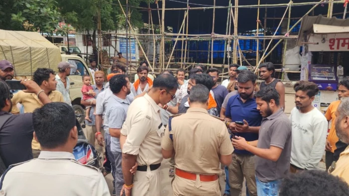 रायपुर के गुढ़ियारी में मंदिर में तोड़फोड़ से तनाव: शिवजी, हनुमानजी और साईं बाबा की प्रतिमाएं खंडित; भारी पुलिस बल तैनात