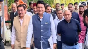 आय से अधिक संपत्ति मामले में शिमला विजिलेंस दफ्तर पहुंचे BJP विधायक सुधीर शर्मा, 2 घंटे चली पूछताछ