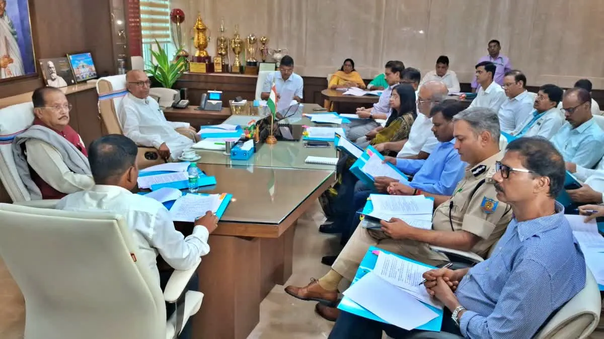 झारखंड विधानसभा मानसून सत्र: स्पीकर रबींद्रनाथ महतो ने बुलाई उच्चस्तरीय बैठक, 1390 आश्वासनों पर जवाब न मिलने पर जताई नाराजगी