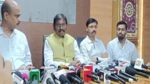 Arjun Munda Press Conference: भूमि अधिनियम के उल्लंघन और अवैध निर्माण को लेकर सरकार श्वेत पत्र जारी करे – अर्जुन मुंडा