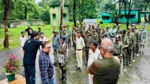 मानसून में बांधवगढ़ के गाइड्स ने सीखीं ईको-टूरिज्म और वन्यजीवों की बारीकियां, ताला जोन में फील्ड विजिट