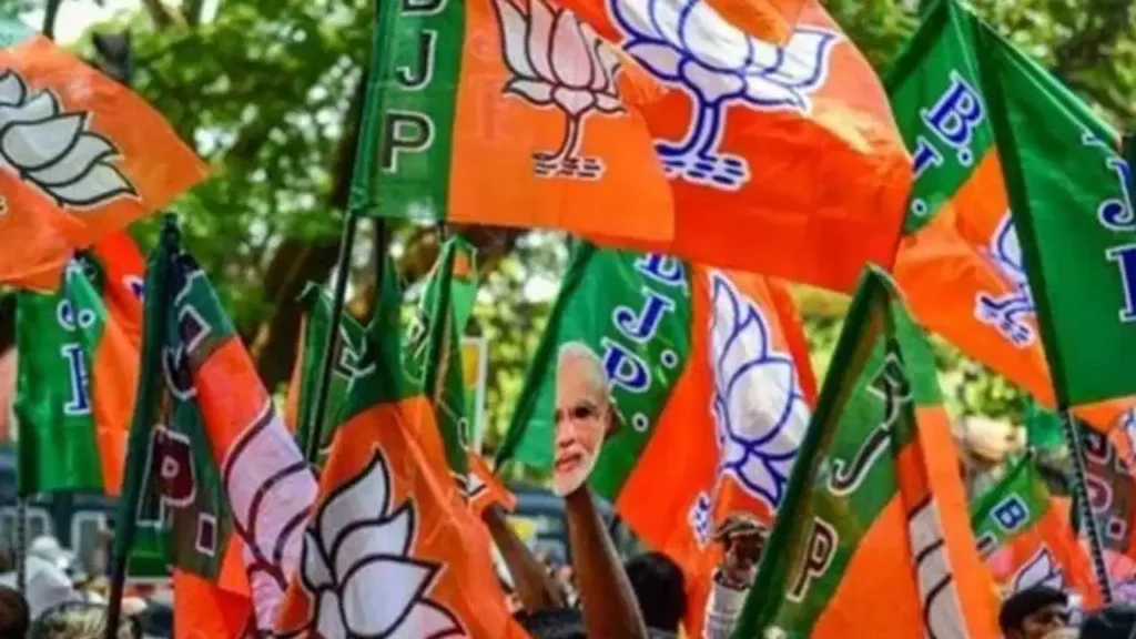 यूपी में ‘मिशन हैट्रिक’ की तैयारी में जुटी बीजेपी: 18,900 कमजोर बूथों पर शुरू हुआ महामंथन
