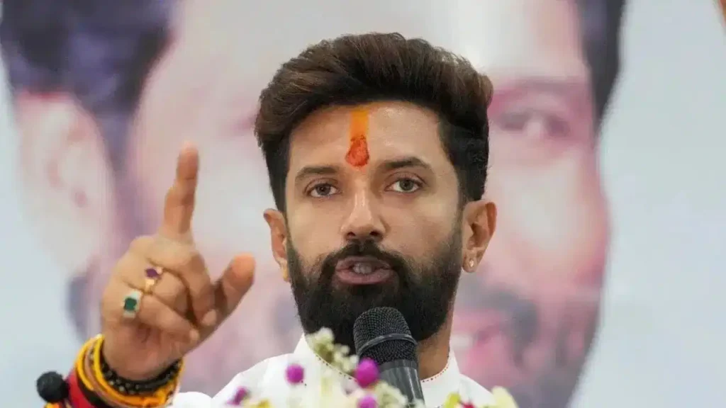 केंद्रीय मंत्री चिराग पासवान को जान से मारने की धमकी: डाक से आया पत्र- ‘कट्टर आतंकी करेंगे हत्या’; गृह मंत्रालय को लिखा पत्र