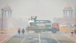 Delhi Pollution GRAP 2026: सर्दियों से पहले CAQM का बड़ा फैसला, BS-III पेट्रोल और BS-IV डीजल गाड़ियों से लेकर स्कूलों पर ये नियम लागू