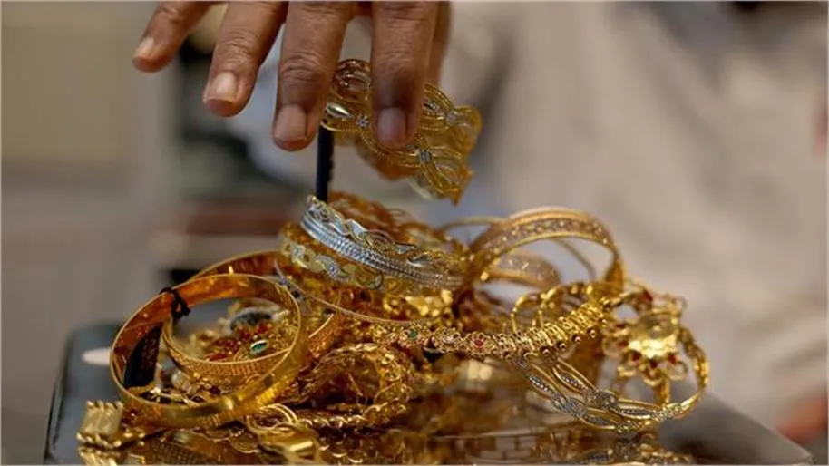 Gold Silver Rate Today: सोने-चांदी के दामों में आई बड़ी गिरावट, जानें आज का ताजा भाव