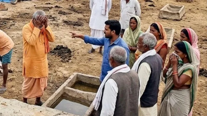 Chhattisgarh Cow Death Case: चारा-पानी के अभाव में 30 मवेशियों ने तोड़ा दम! सूरजपुरा गोठान में भुखमरी से मौत का आरोप