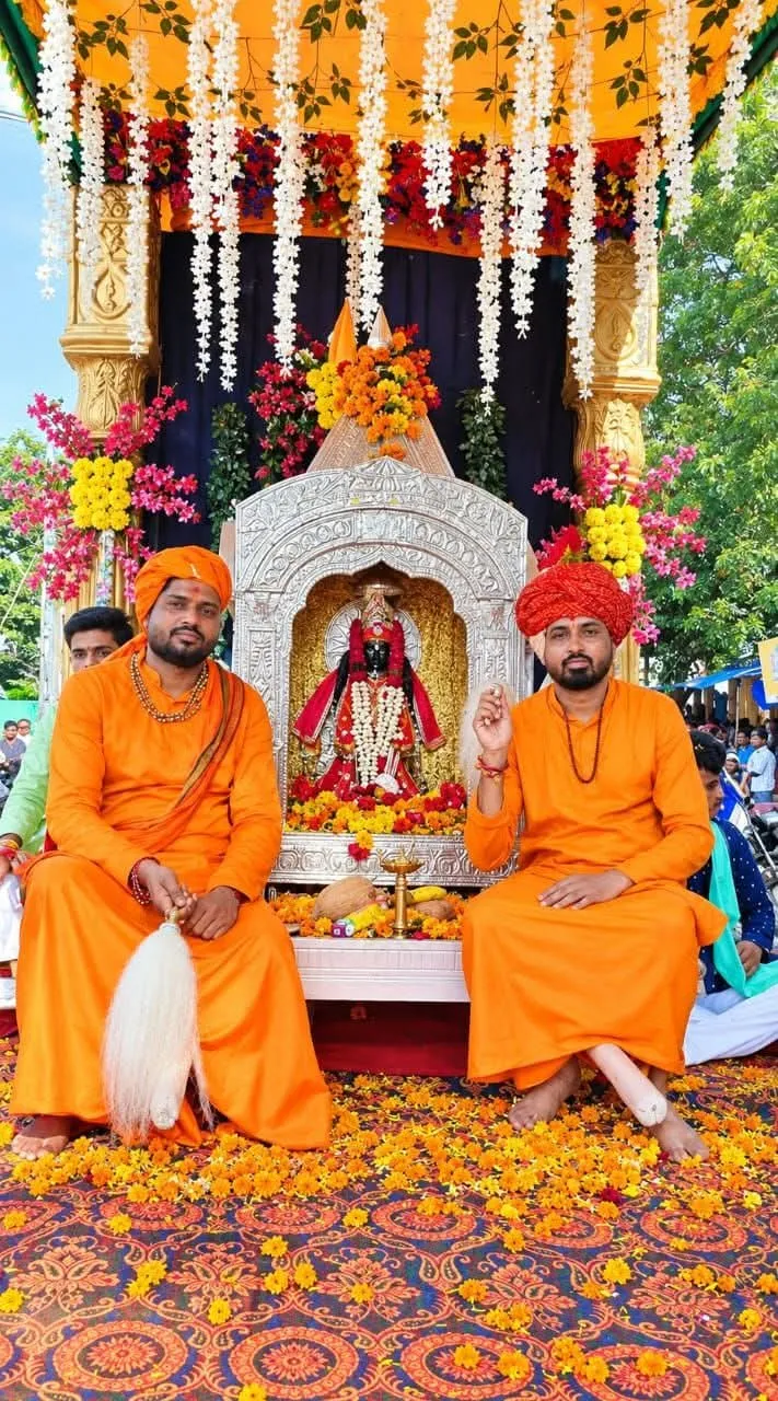 Ujjain Bairwa Samaj Dol Samaroh: 24 अखाड़े, 16 झांकियां और रासलीला; उज्जैन में बैरवा समाज ने भव्यता से मनाया डोल ग्यारस