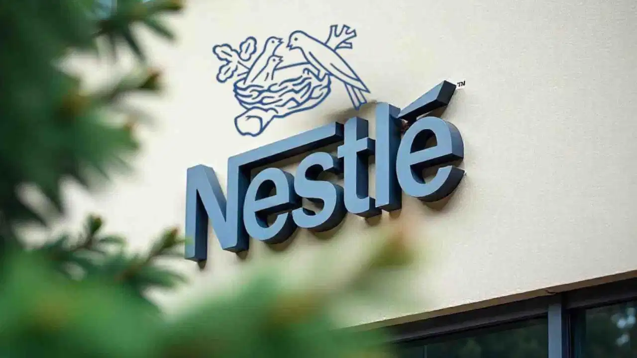FSSAI Cases Against Nestle: नान एक्सेला प्रो और लैक्टोजेन को लेकर नेस्ले पर कसे कानूनी शिकंजे, दर्ज हुए तीन मामले