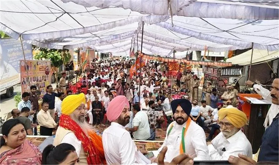 Gurdaspur News: ‘आप’ के विरोध के बावजूद गुरदासपुर पहुंची भाजपा की ‘नशा मुक्त पंजाब यात्रा’; लालपुरा ने सरकार को घेरा