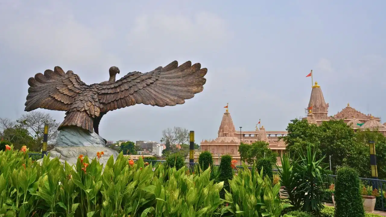 अयोध्या राम मंदिर के पहले CEO पर आज लगेगी अंतिम मुहर: चंदा चोरी विवाद के बाद प्रशासनिक सुधार, रेस में पूर्व IAS, IPS और सैन्य अफसर