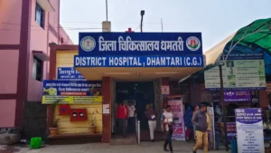 धमतरी में सर्पदंश से कक्षा 8वीं के छात्र की मौत: जमीन पर सोते समय करैत सांप ने डसा, कुरुद के अटंग गांव में पसरा मातम