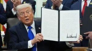 Sanctioning Russia and Iran Act: अमेरिकी राष्ट्रपति डोनाल्ड ट्रंप के नए कानून से भारत पर मंडराया भारी आयात शुल्क का संकट