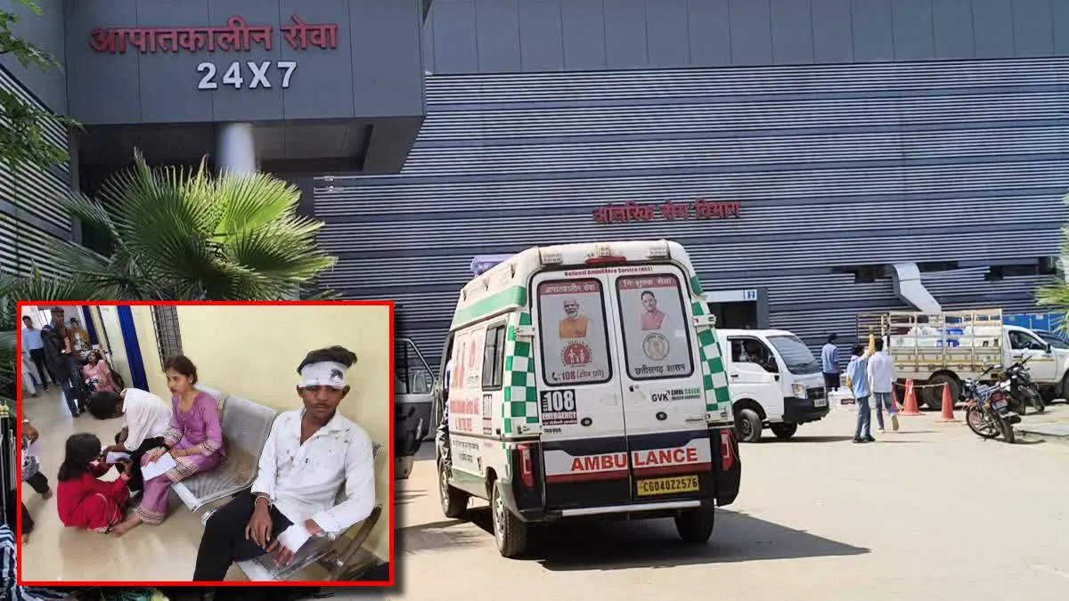 Dantewada Accident Update: तीरथगढ़ जा रही मिनी बस दुर्घटनाग्रस्त, जिला अस्पताल में घायलों का इलाज जारी