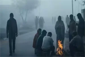 Winter Health Tips: मौसम में बदलाव के साथ बढ़ने लगा सर्दी-जुकाम का खतरा, ऐसे रखें अपनी सेहत का ख्याल और अपनाएं हेल्दी रूटीन