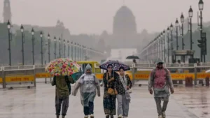 IMD Rainfall Alert: मानसून की विदाई के बीच कई राज्यों में आंधी-तूफान का दौर जारी, जानें अपने शहर के मौसम का हाल