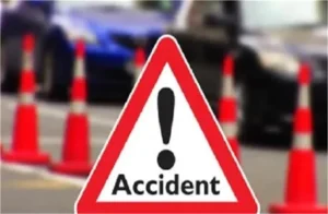 Jhabal Road Accident: झबाल में तेज रफ्तार ट्रक ने मारी टक्कर, आंगनवाड़ी वर्कर की दर्दनाक मौत और पति घायल
