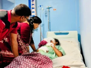 DKS Hospital Raipur: विधायक संगीता सिन्हा ने एसिड पीड़िता से मिलकर बंधाया ढांढस, सख्त कार्रवाई का भरोसा
